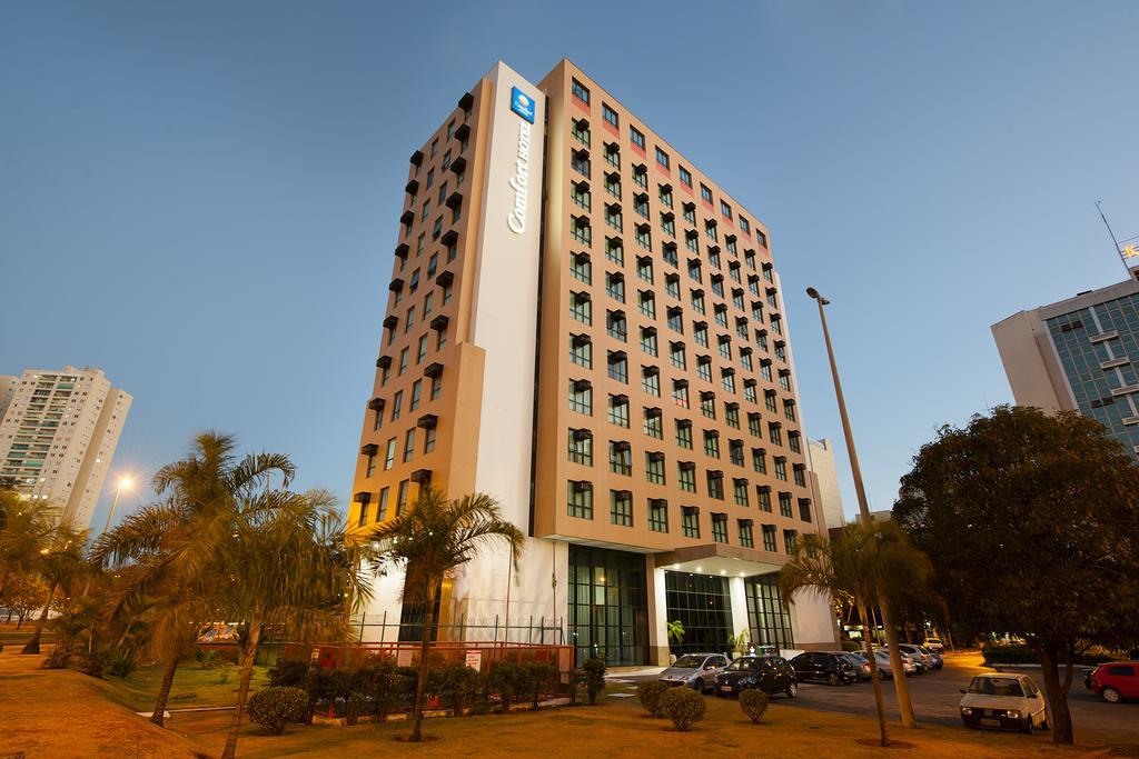 Comfort Hotel Taguatinga Bagian luar foto