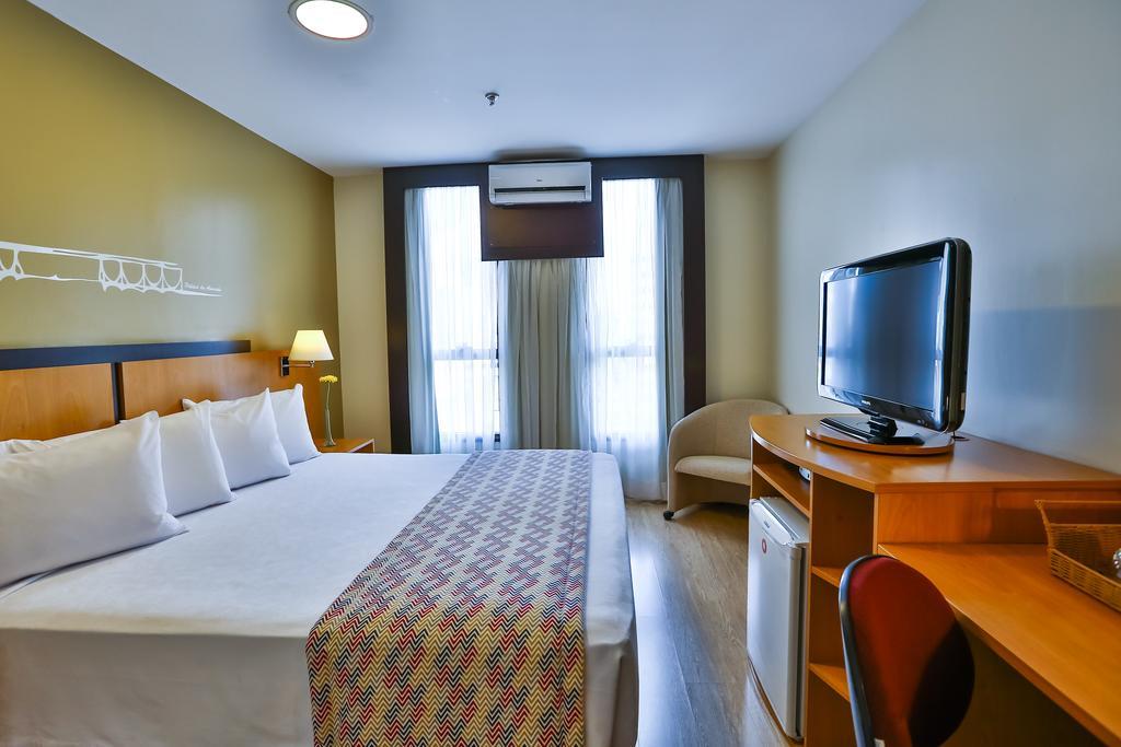 Comfort Hotel Taguatinga Bagian luar foto