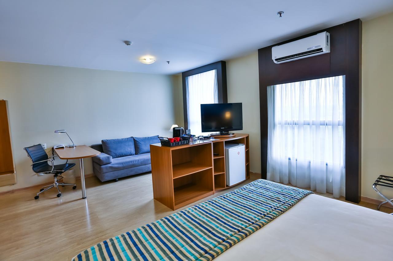 Comfort Hotel Taguatinga Bagian luar foto