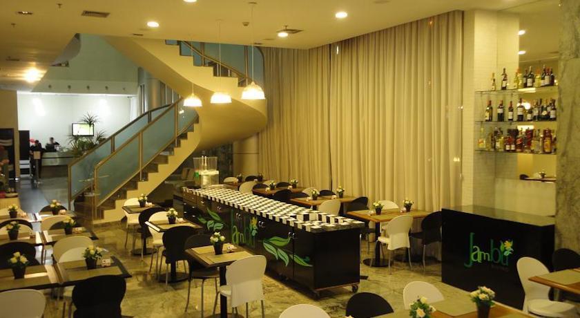 Comfort Hotel Taguatinga Restoran foto