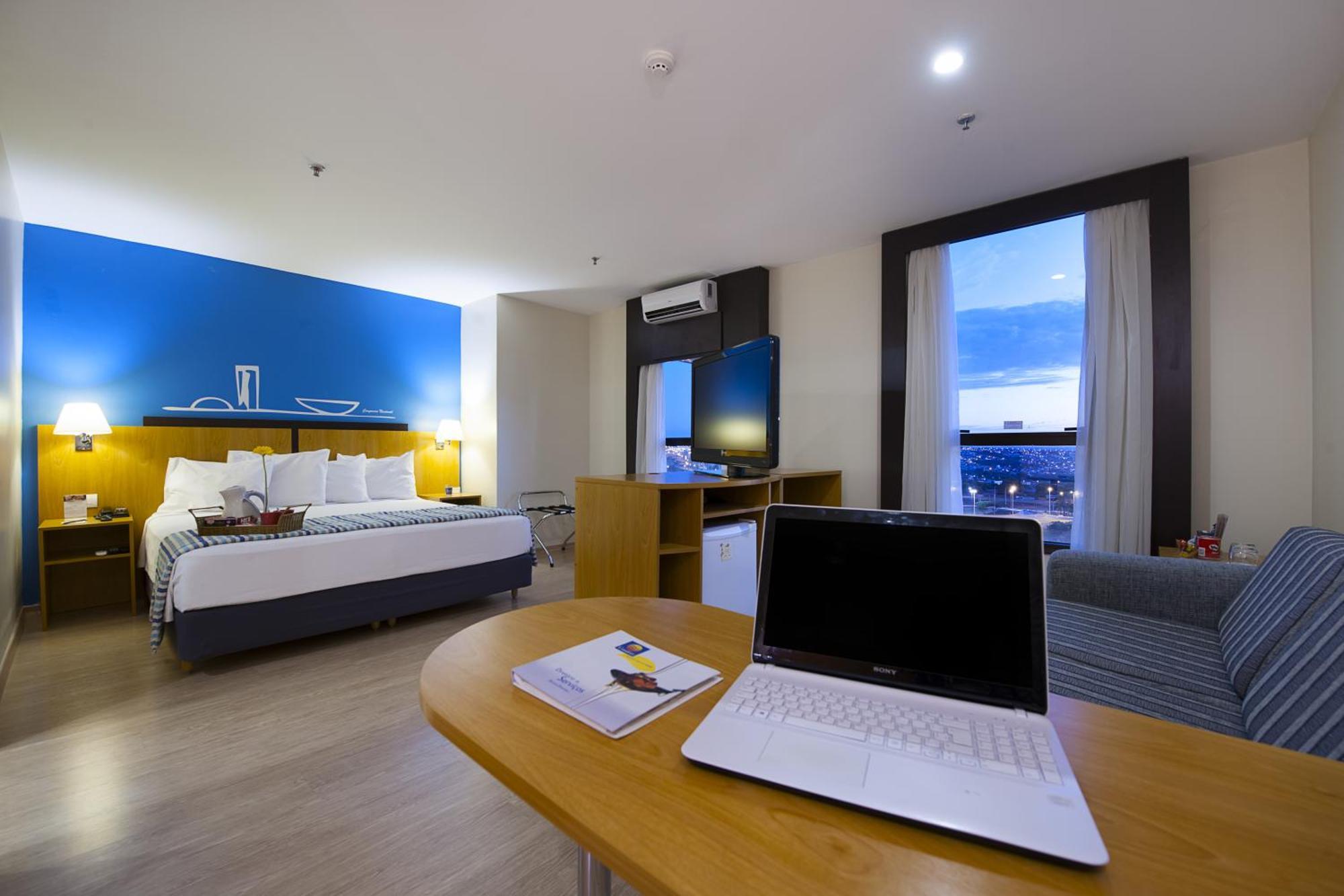 Comfort Hotel Taguatinga Bagian luar foto